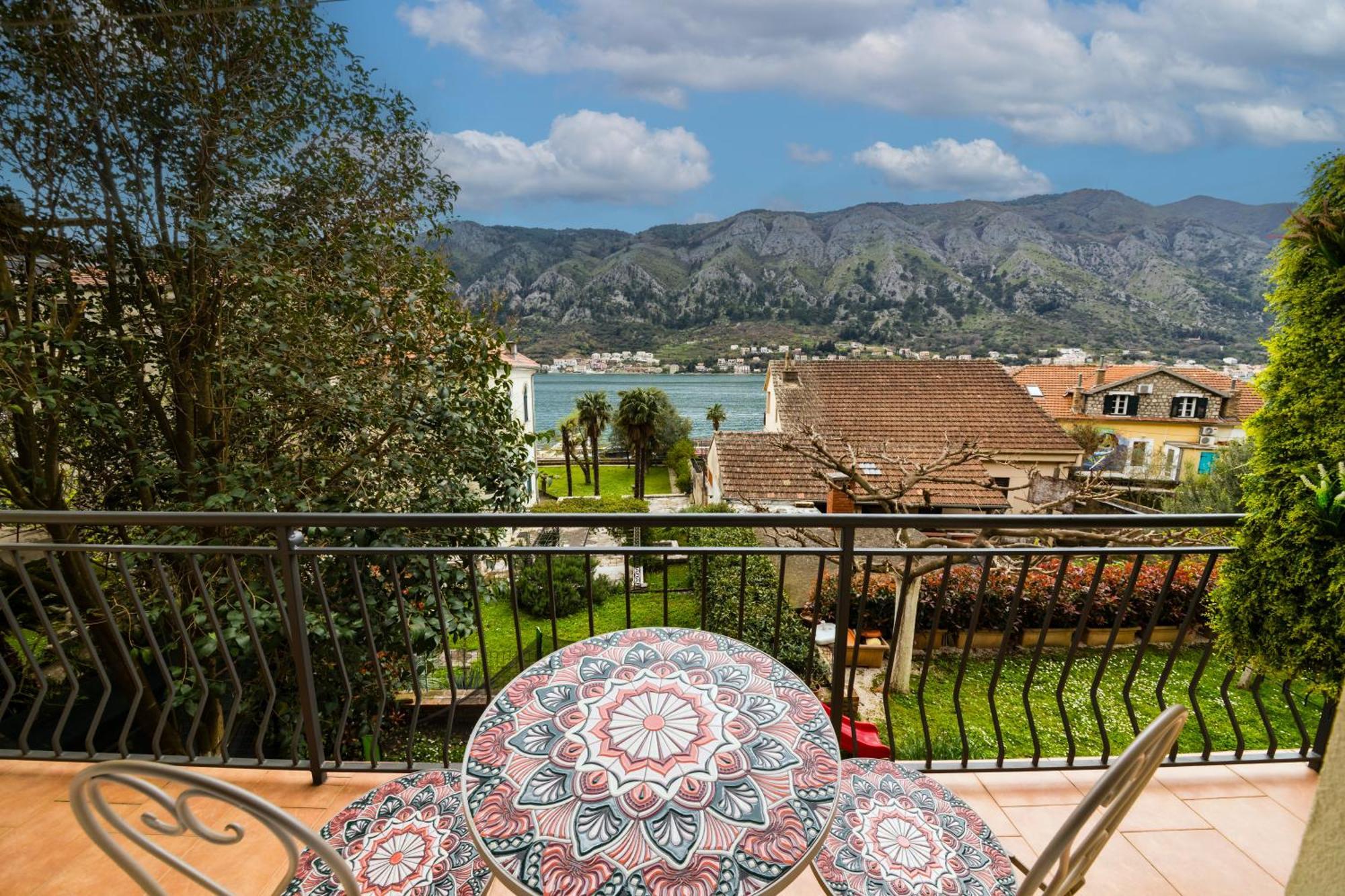 Apartmani F&M Kotor Extérieur photo